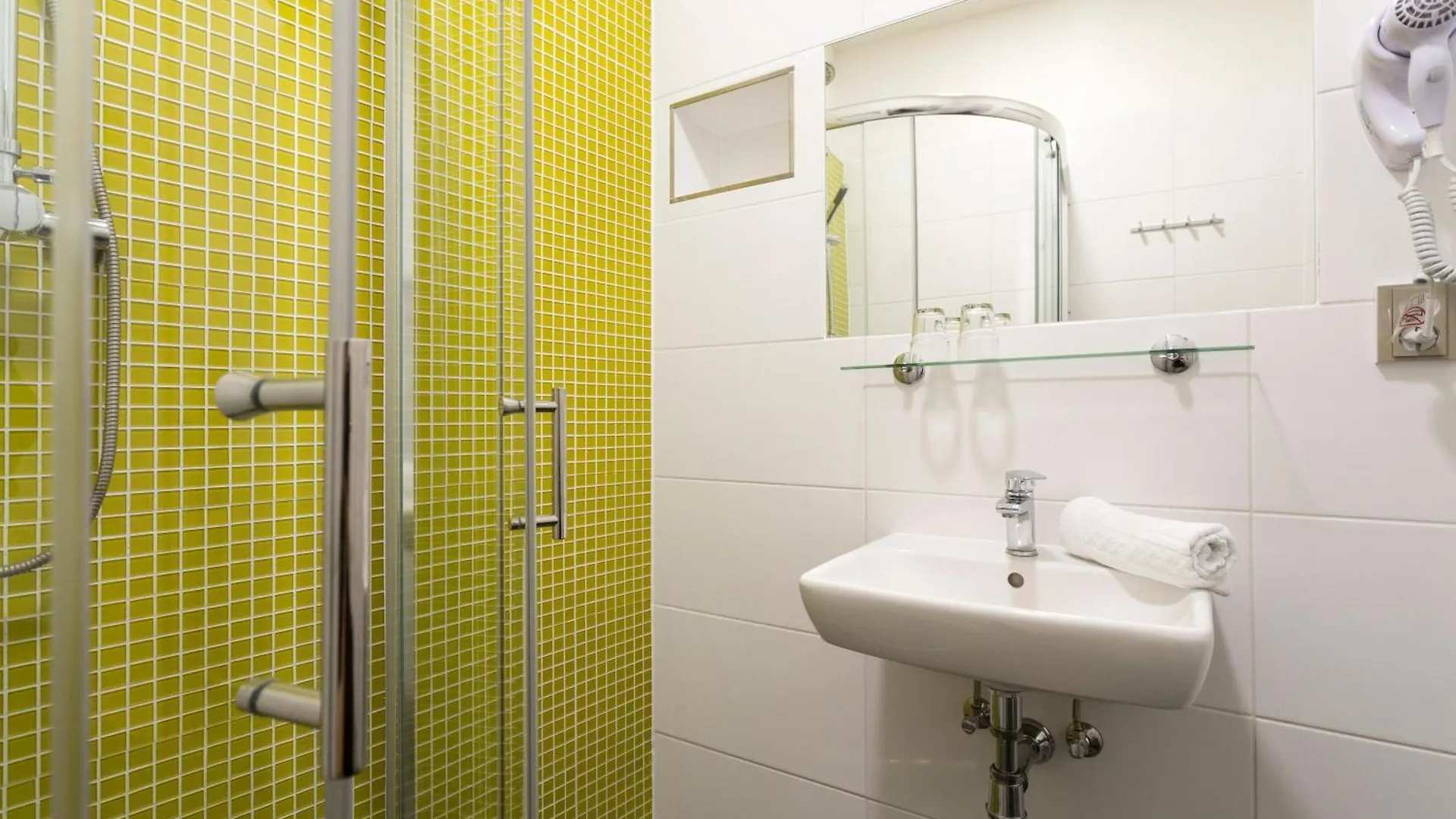 Pension Akat Praag 3*,