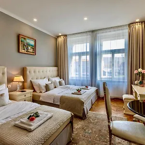 4* Apartmanhotel Slabur